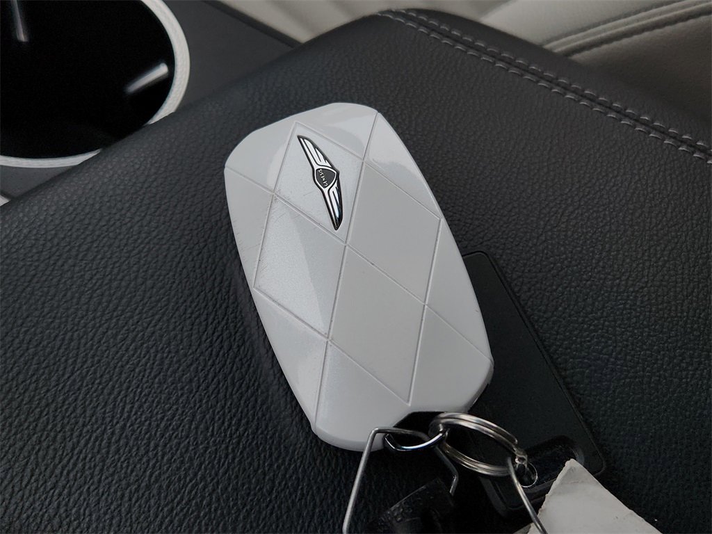 Used 2025 Genesis G70 2.5T w/ Sport Prestige Package image 33