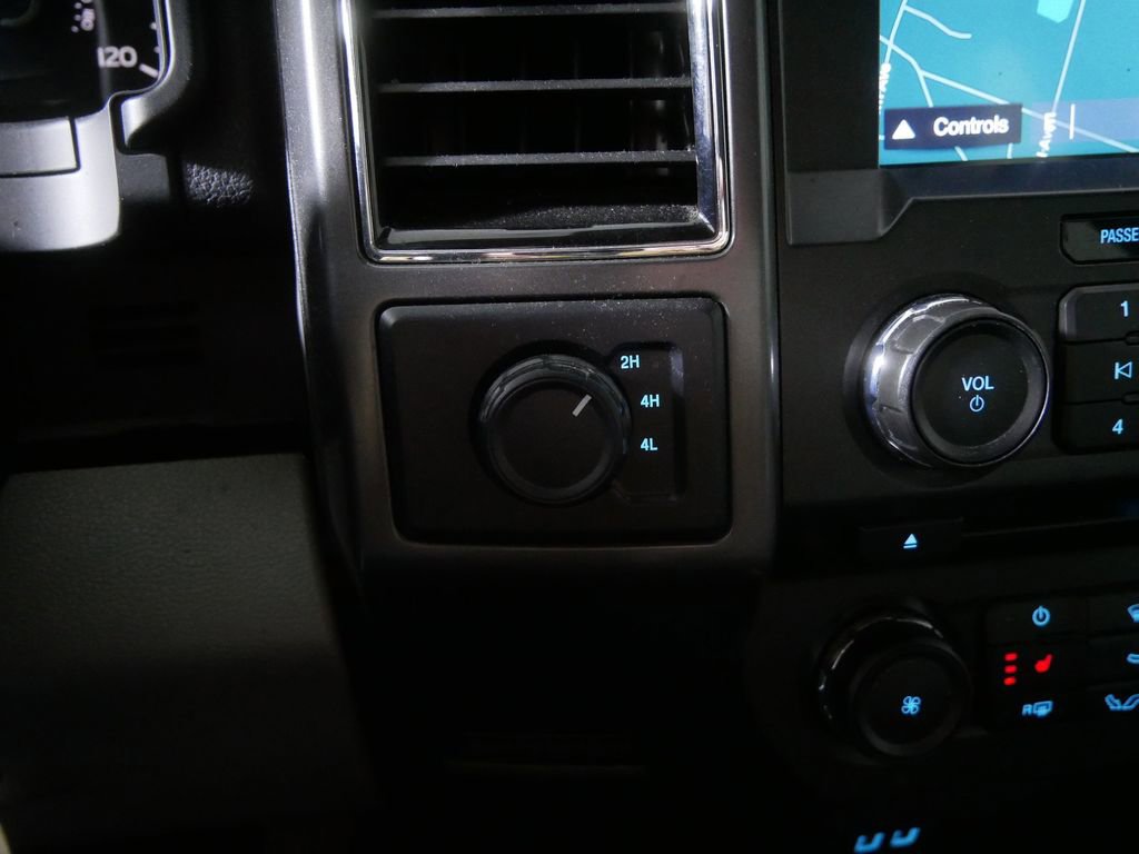 Used 2018 Ford F150 XLT w/ Equipment Group 302A Luxury AWD/4WD image 21