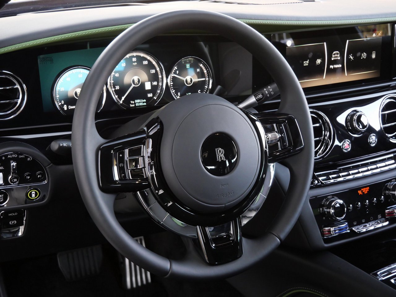 Used 2023 Rolls-Royce Ghost image 24