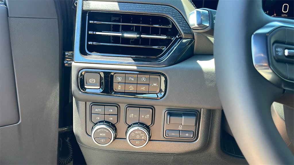 New 2025 GMC Yukon XL AT4 Ultimate image 26