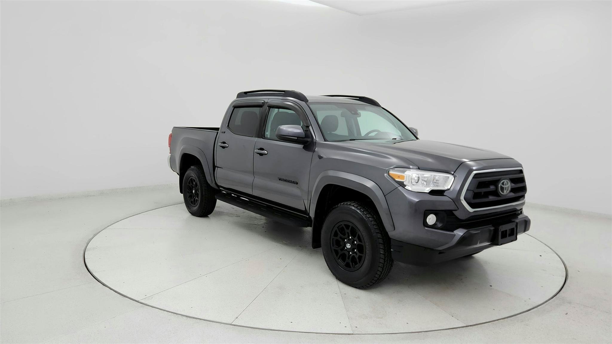 Used 2022 Toyota Tacoma SR5 AWD/4WD image 7