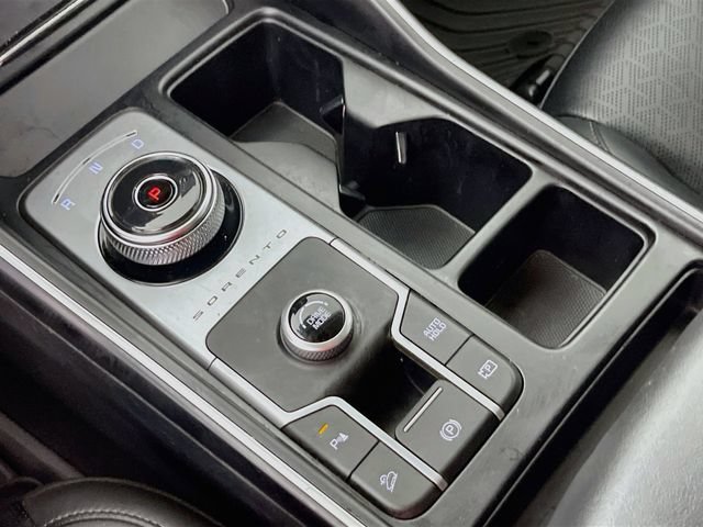 Used 2021 Kia Sorento EX FWD image 17
