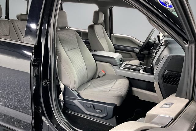 Used 2020 Ford F150 XLT w/ Equipment Group 302A Luxury AWD/4WD image 27