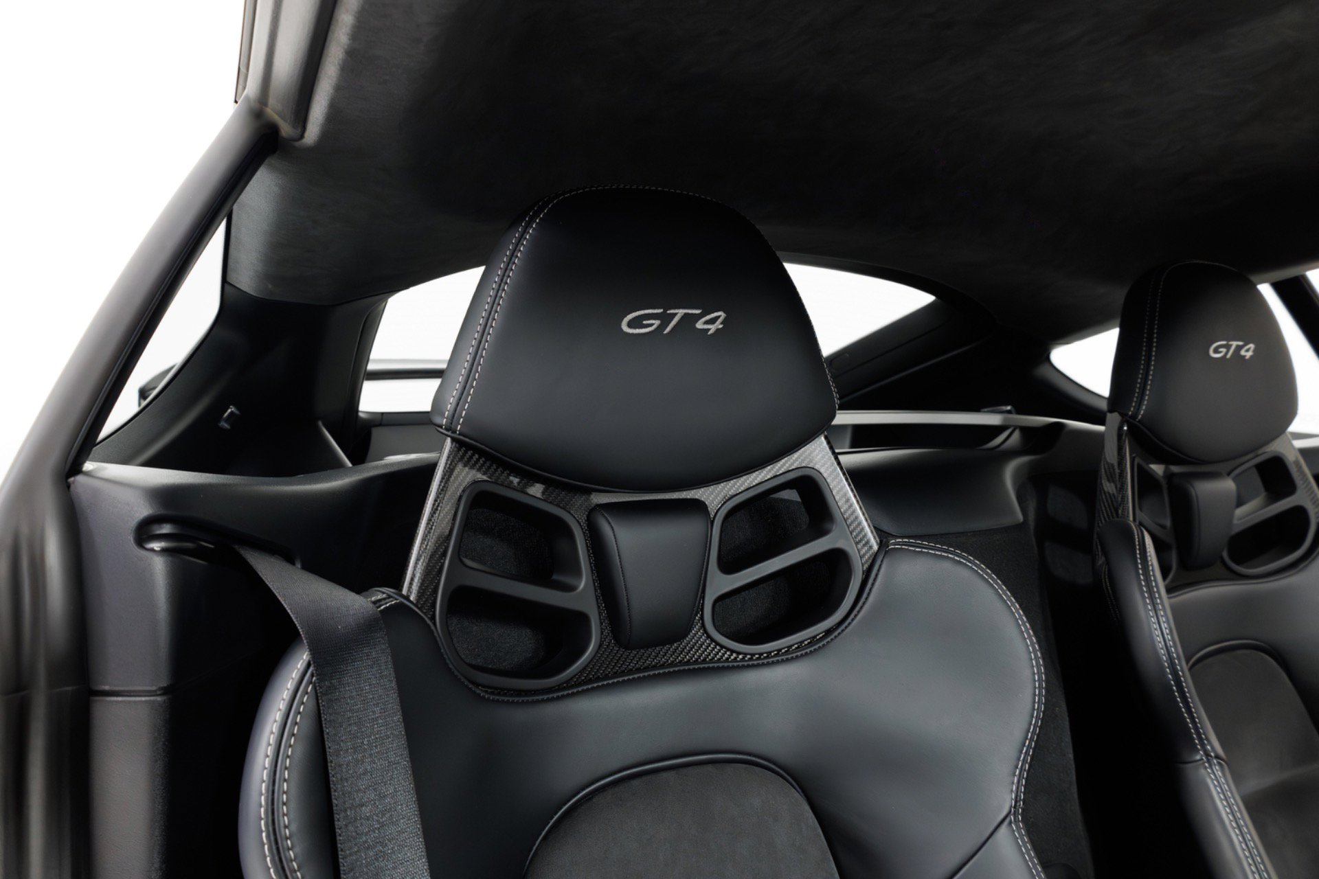 Used 2016 Porsche Cayman GT4 RWD image 34