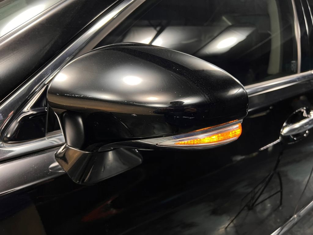 Used 2017 Lexus LS 460 w/ Comfort Package image 36