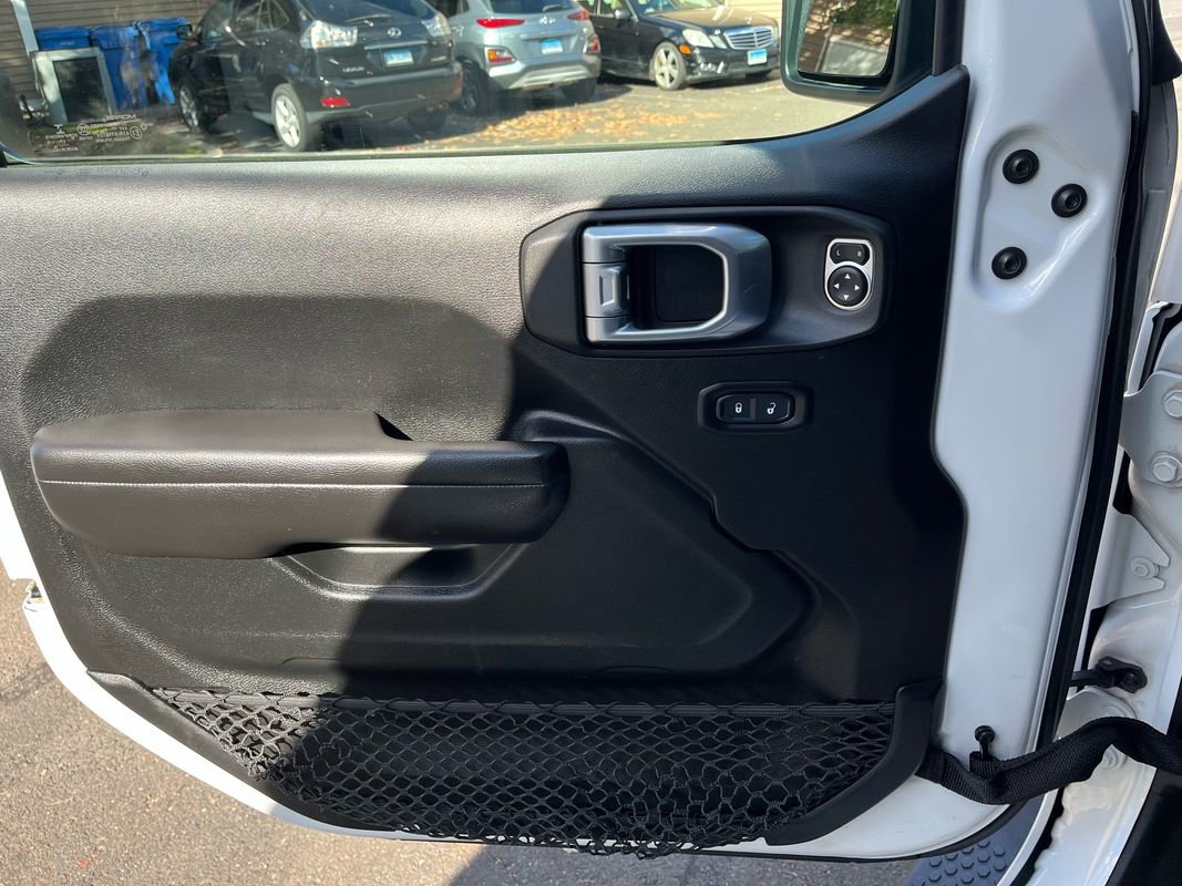 Used 2018 Jeep Wrangler Unlimited Sport S image 15