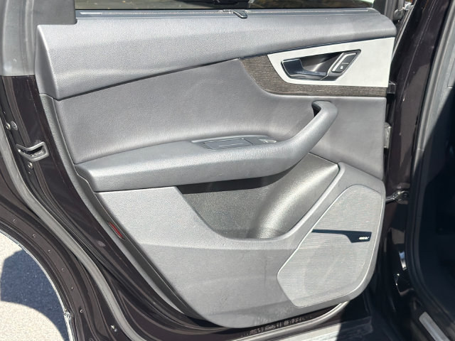 Used 2018 Audi Q7 2.0T Premium Plus AWD/4WD image 21