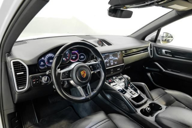 Used 2019 Porsche Cayenne AWD/4WD image 4