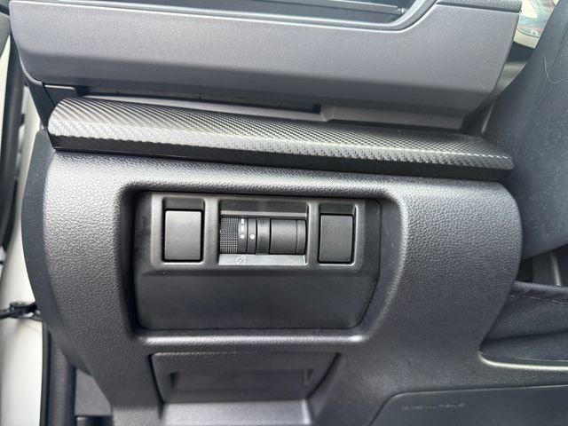 Certified 2025 Subaru Crosstrek 2.0i Premium image 20