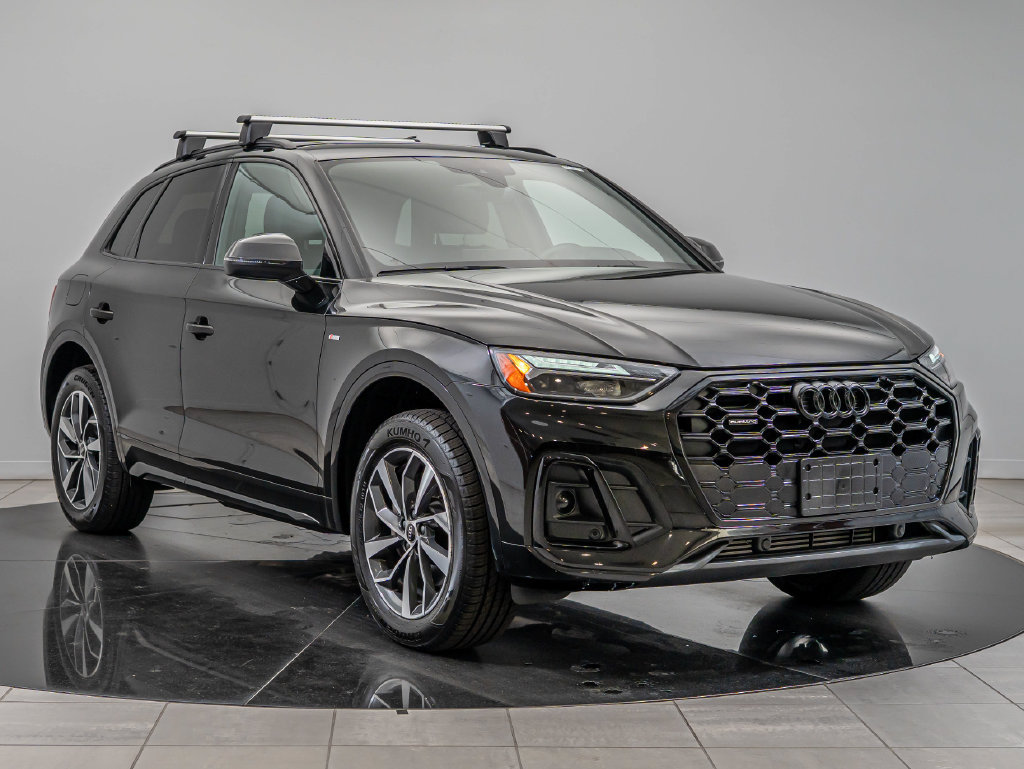 Used 2024 Audi Q5 2.0T Premium w/ Summer of Audi Package AWD/4WD image 12