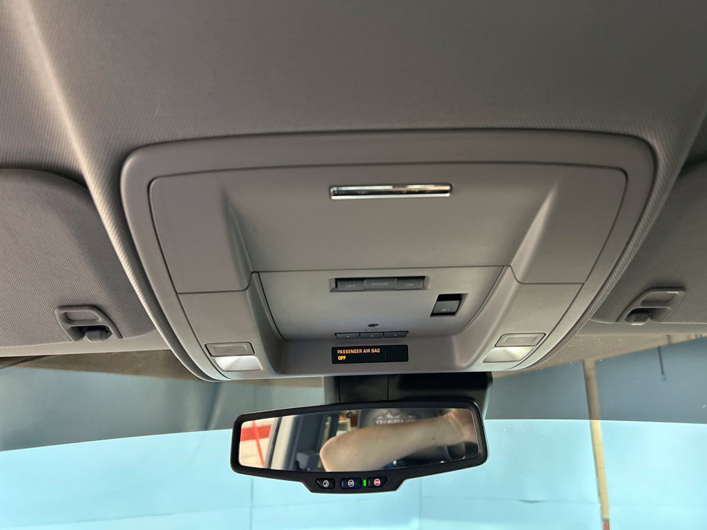 Used 2018 Chevrolet Silverado 1500 High Country AWD/4WD image 31