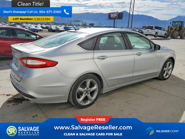 Used 2016 Ford Fusion SE w/ Equipment Group 201A FWD image 4