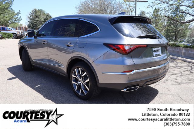 Used 2024 Acura MDX SH-AWD w/ Technology Package image 4