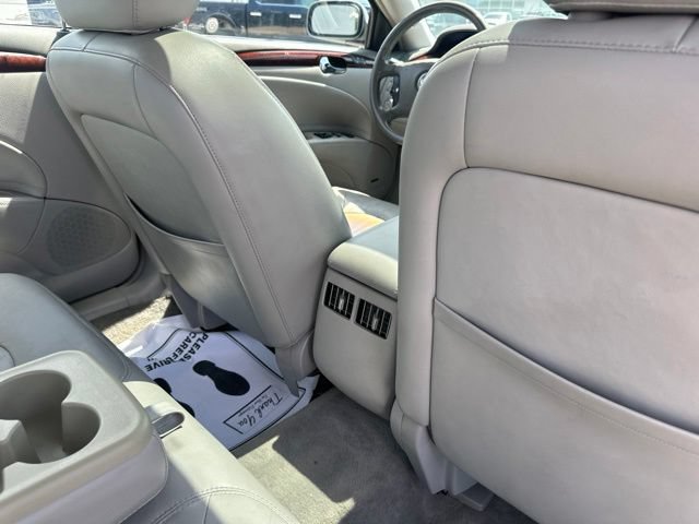 Used 2006 Buick Lucerne CXL w/ Luxury Package FWD image 12