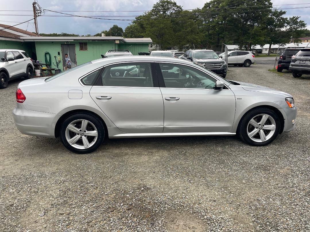Used 2015 Volkswagen Passat 1.8T Limited Edition FWD image 10