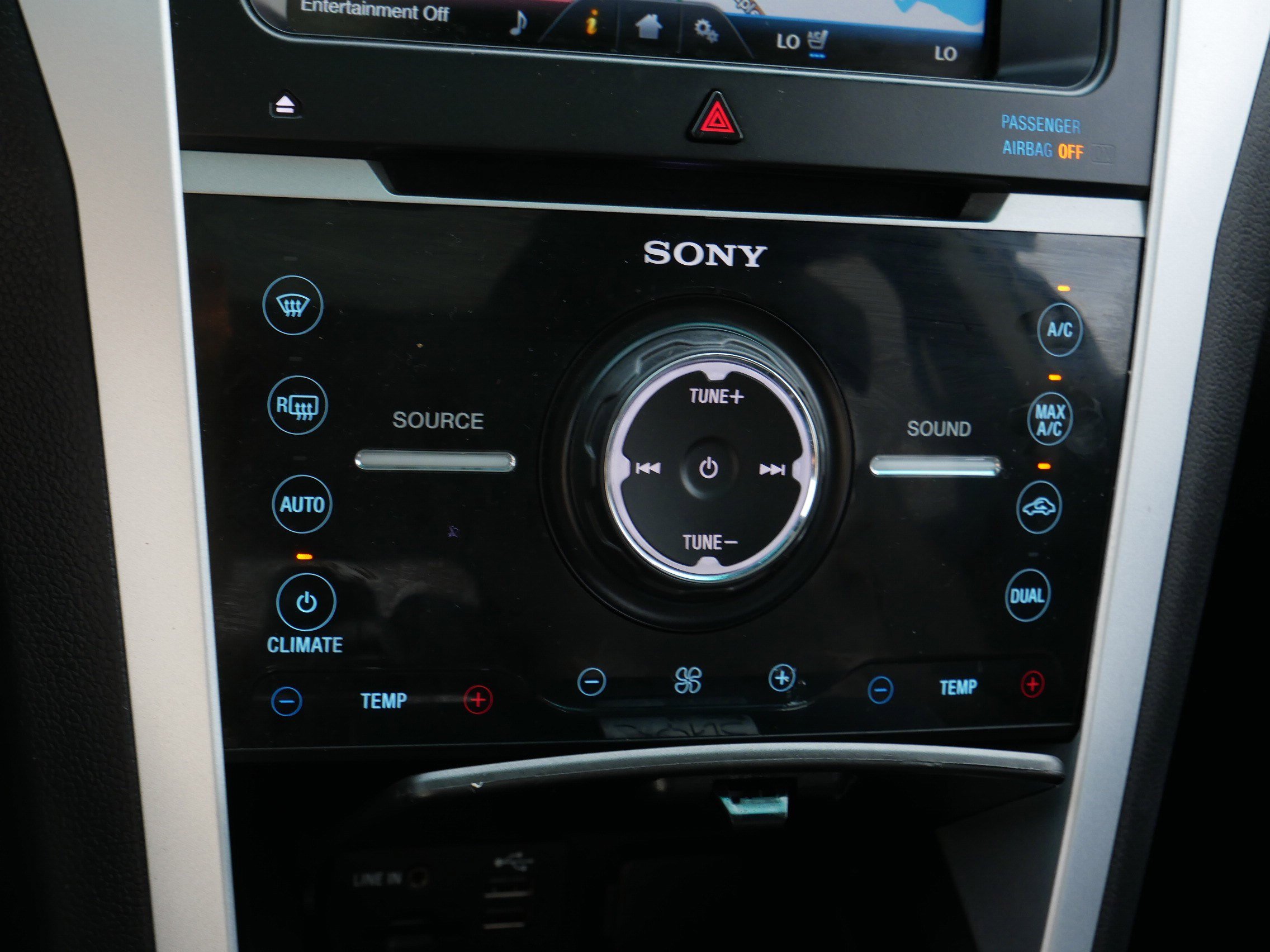 Used 2015 Ford Explorer Sport w/ Equipment Group 401A image 26