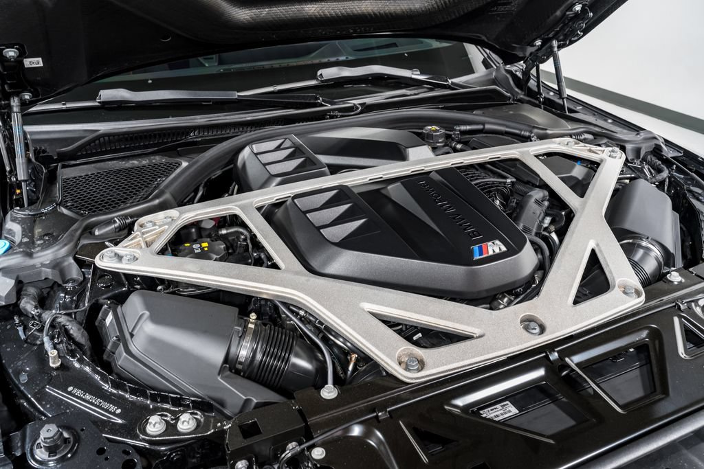 Used 2025 BMW M4 CS AWD/4WD image 41