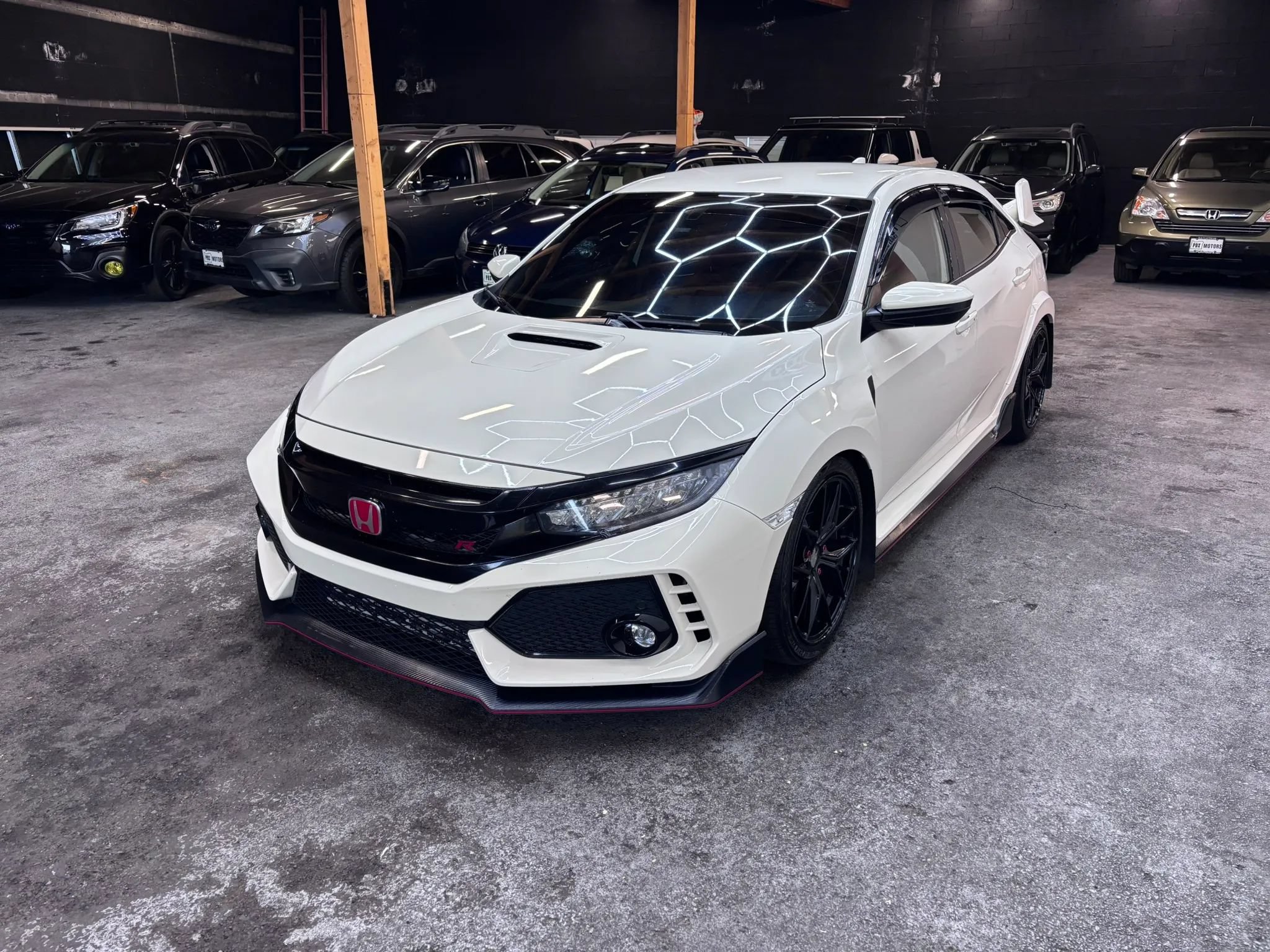 Used 2019 Honda Civic Type R image 3