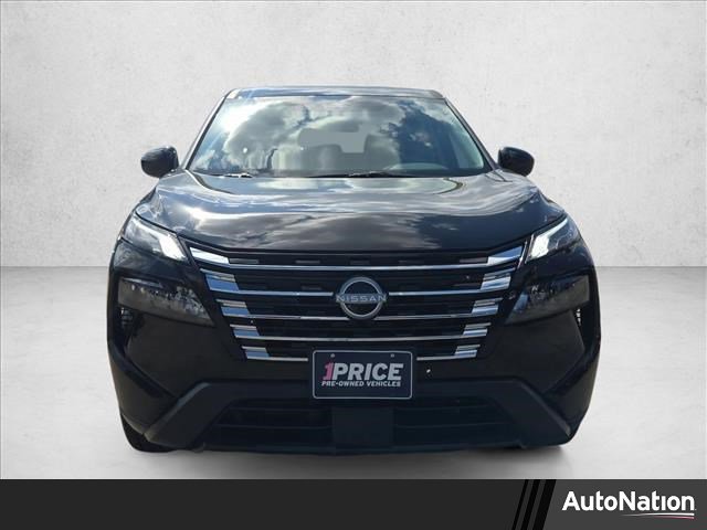 Used 2025 Nissan Rogue SV