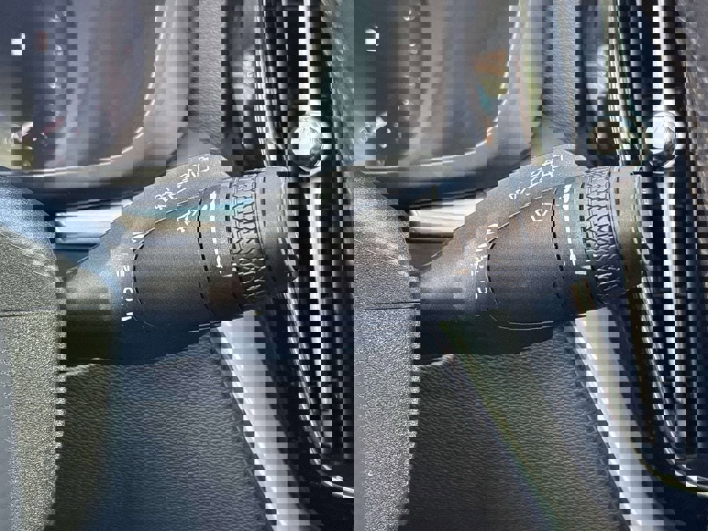 Used 2024 Volvo XC60 B5 Core w/ Protection Package Premier image 24