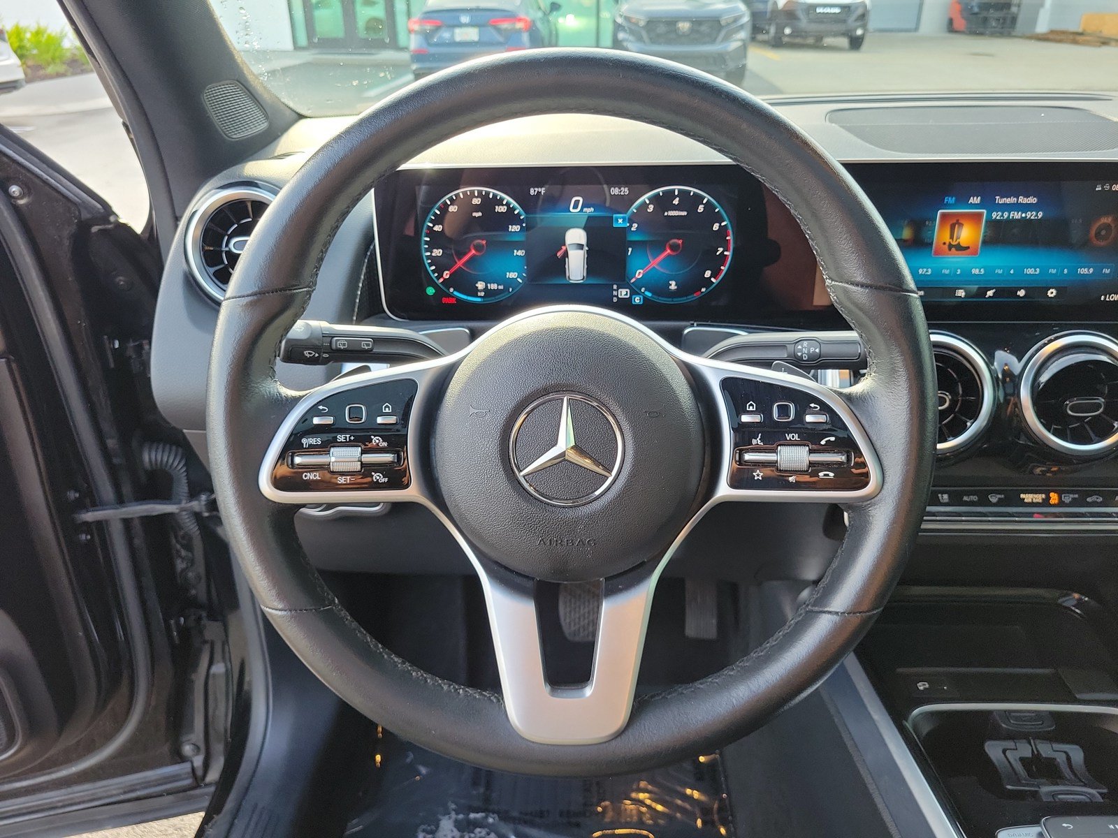 Used 2020 Mercedes-Benz GLB 250 4MATIC image 17