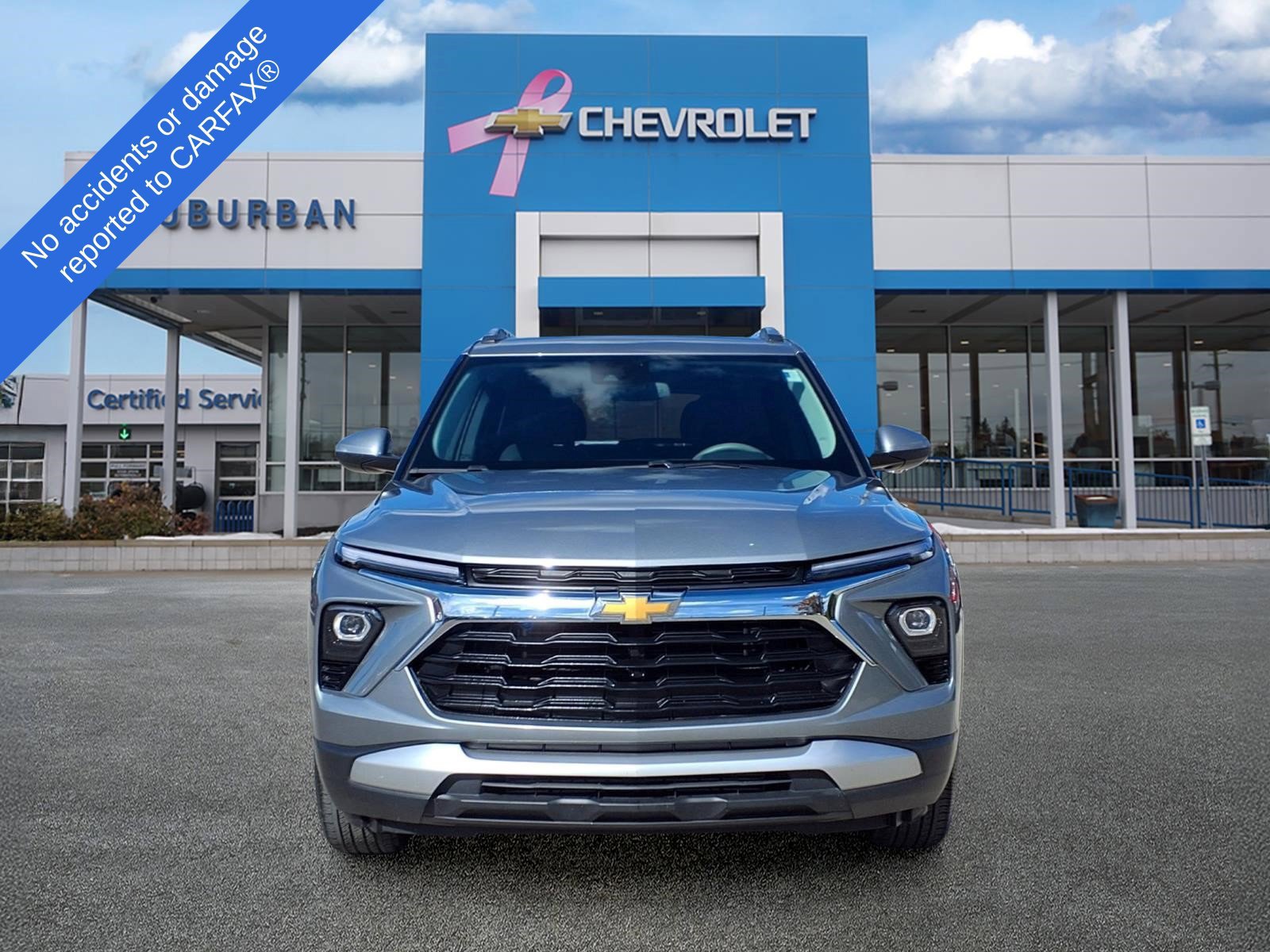 Used 2024 Chevrolet TrailBlazer LT w/ Driver Confidence Package FWD image 2