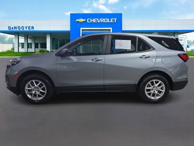 Used 2024 Chevrolet Equinox LS w/ Driver Confidence II Package AWD/4WD image 10