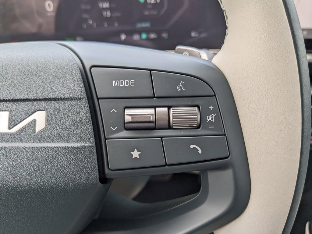 New 2025 Kia EV6 Wind RWD image 33
