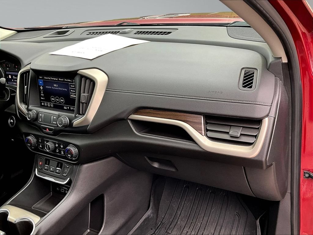 Used 2019 GMC Terrain Denali w/ Advanced Safety Package AWD/4WD image 28