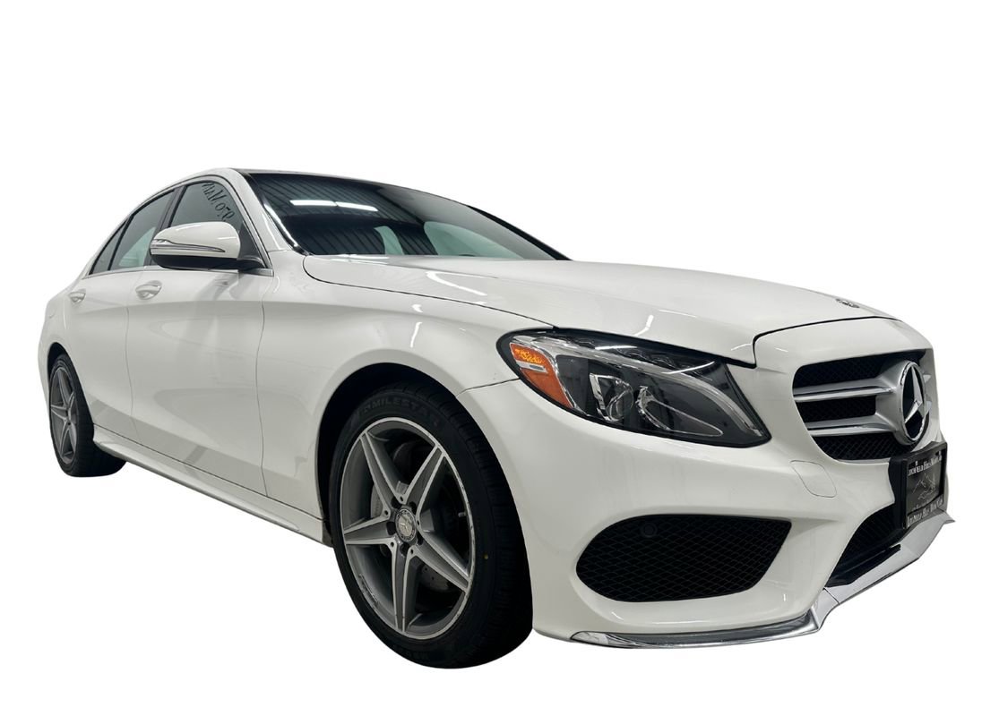 Used 2015 Mercedes-Benz C 300 4MATIC Sedan image 3