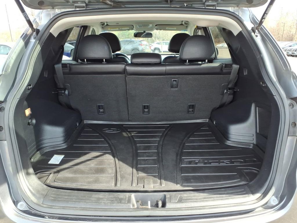 Used 2014 Hyundai Tucson SE image 11