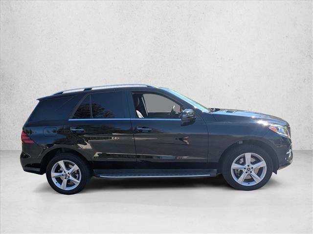 Used 2019 Mercedes-Benz GLE 400 4MATIC image 4