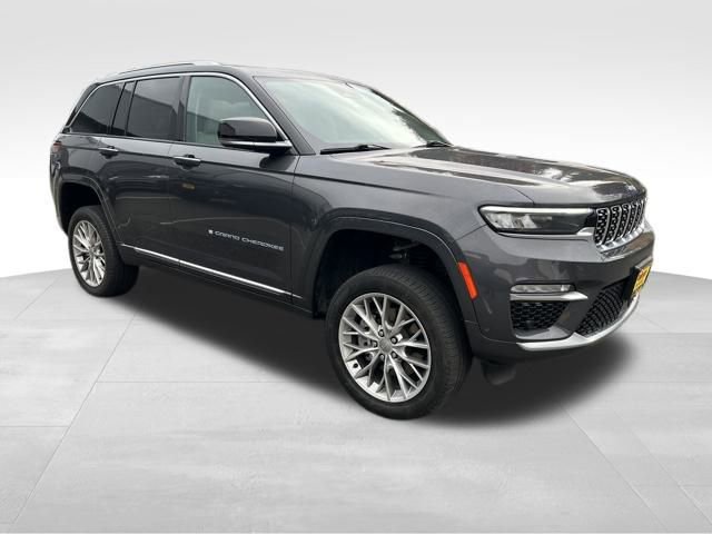 Used 2022 Jeep Grand Cherokee Summit w/ Advanced Protech Group IV