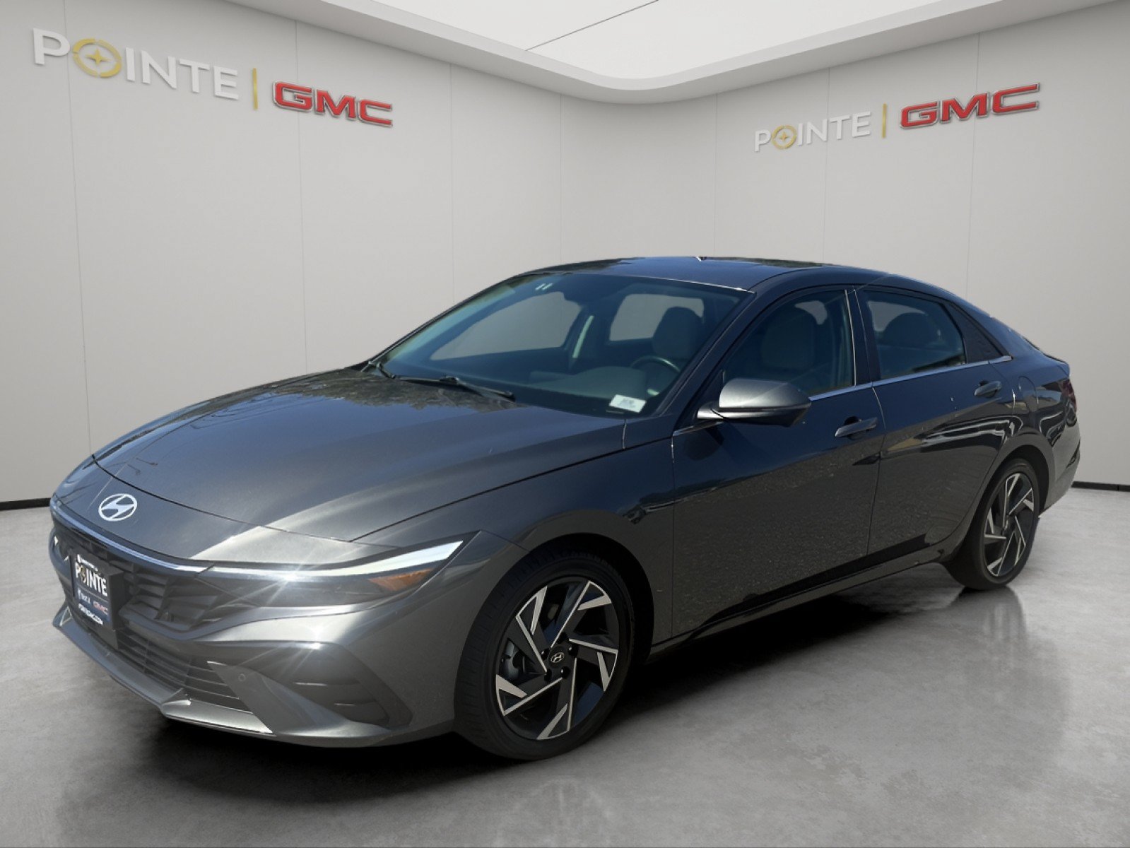 Used 2024 Hyundai Elantra Limited FWD image 7