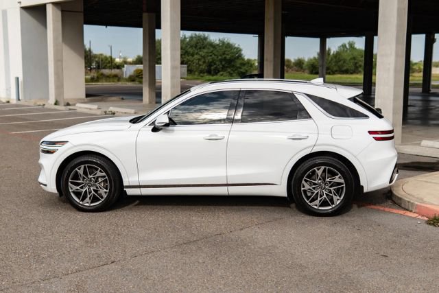 Used 2023 Genesis GV70 2.5T w/ Select Package image 5