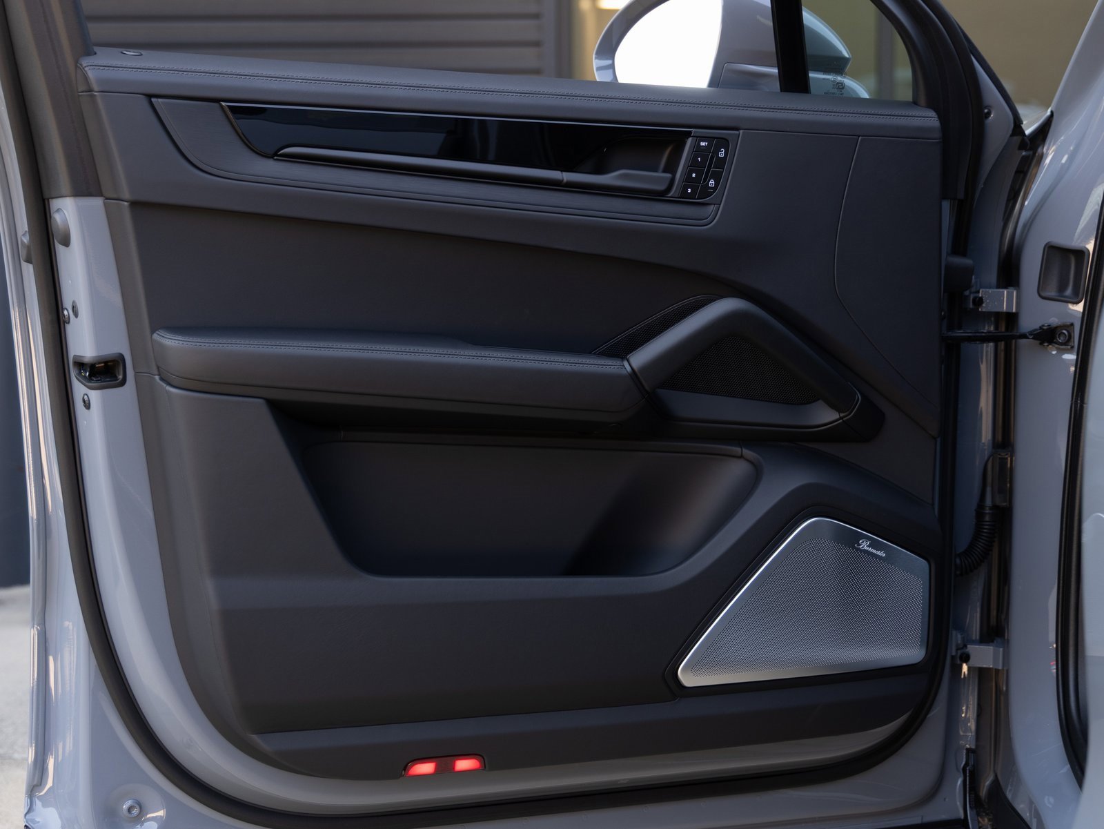 Certified 2026 Porsche Cayenne GTS image 17