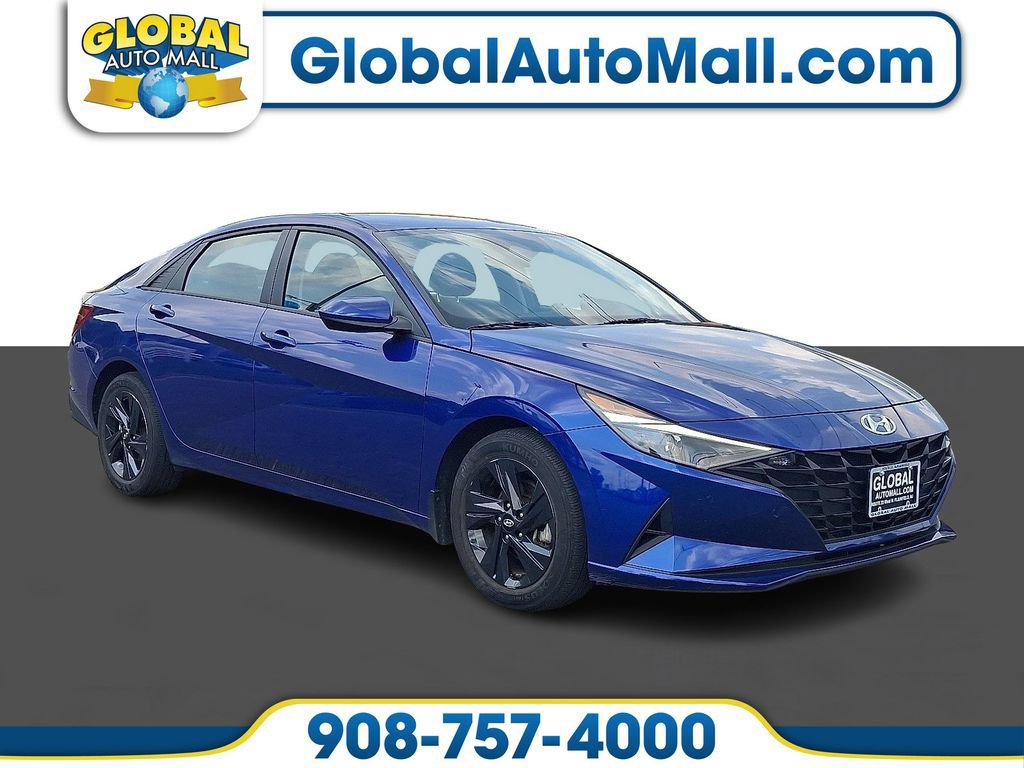 Used 2023 Hyundai Elantra SEL FWD image 1