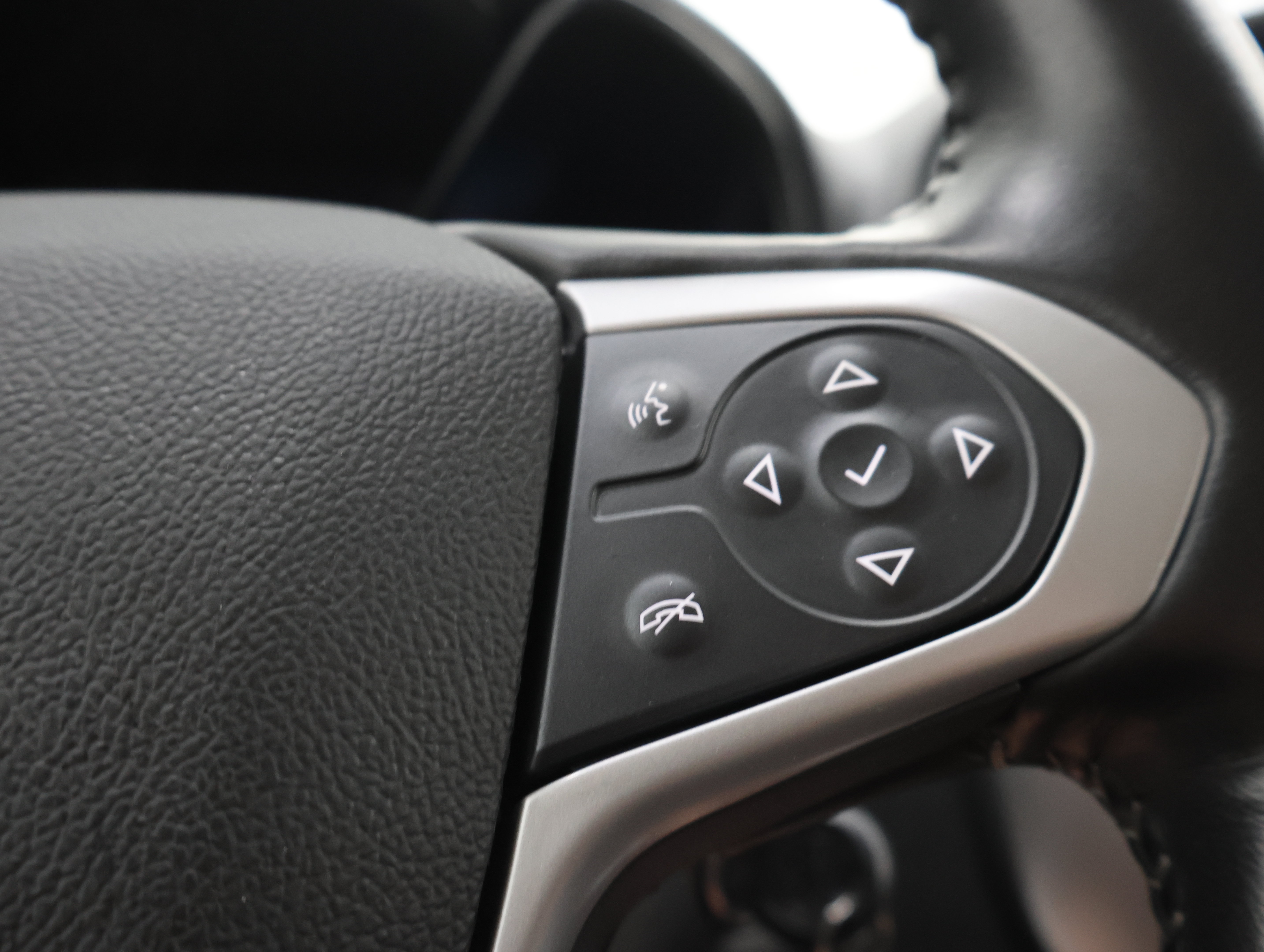 Used 2021 Chevrolet Colorado ZR2 AWD/4WD image 14