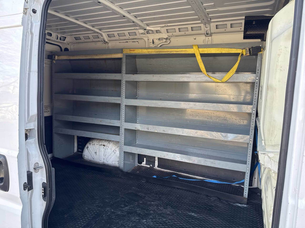 Used 2018 RAM ProMaster 2500 w/ Interior Convenience Group image 11