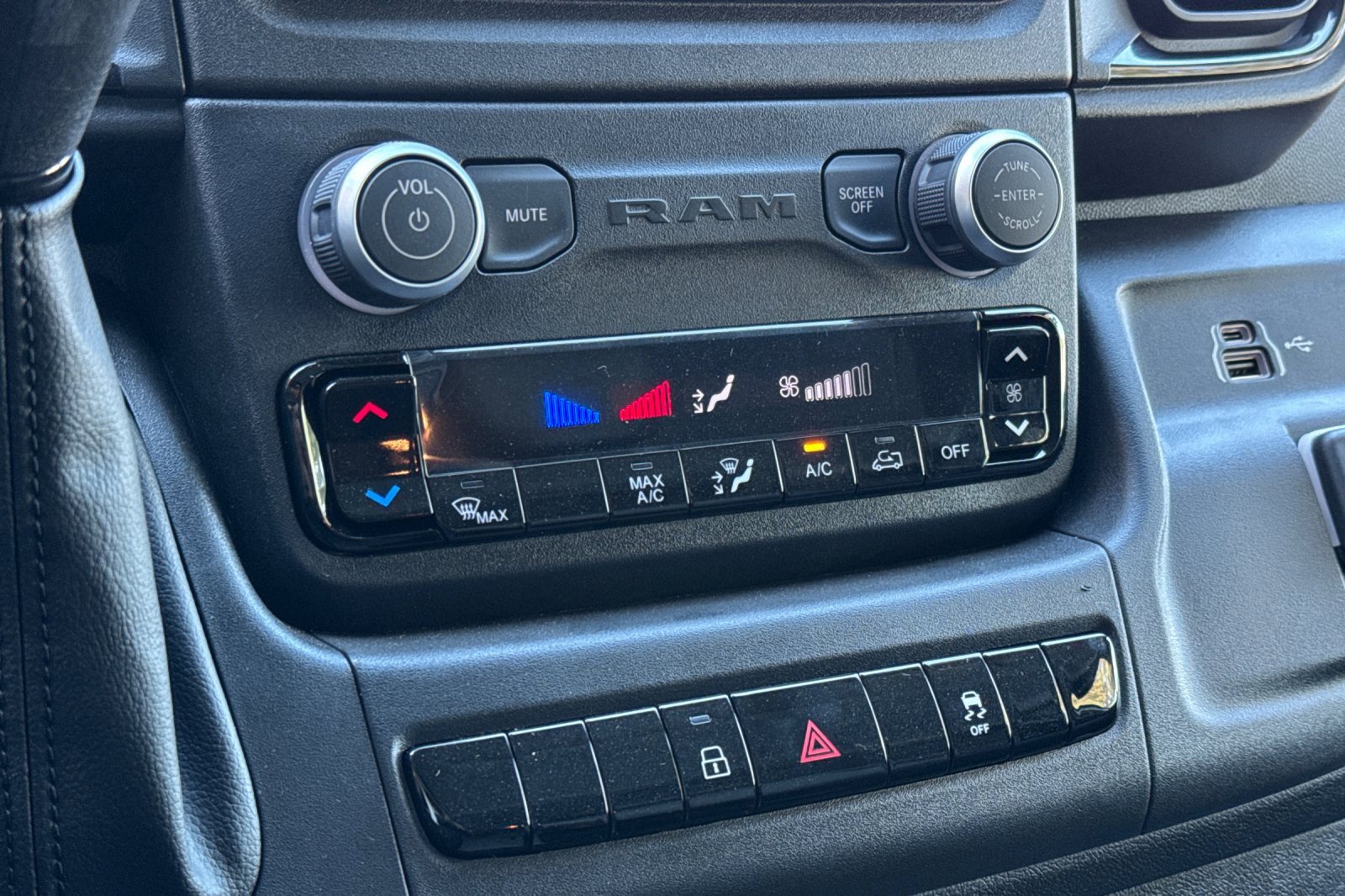 New 2026 RAM ProMaster 2500 image 19