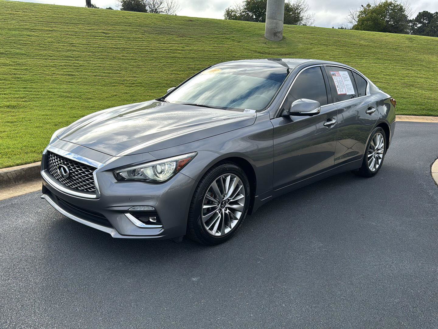 Used 2022 INFINITI Q50 Luxe w/ Cargo Package image 1