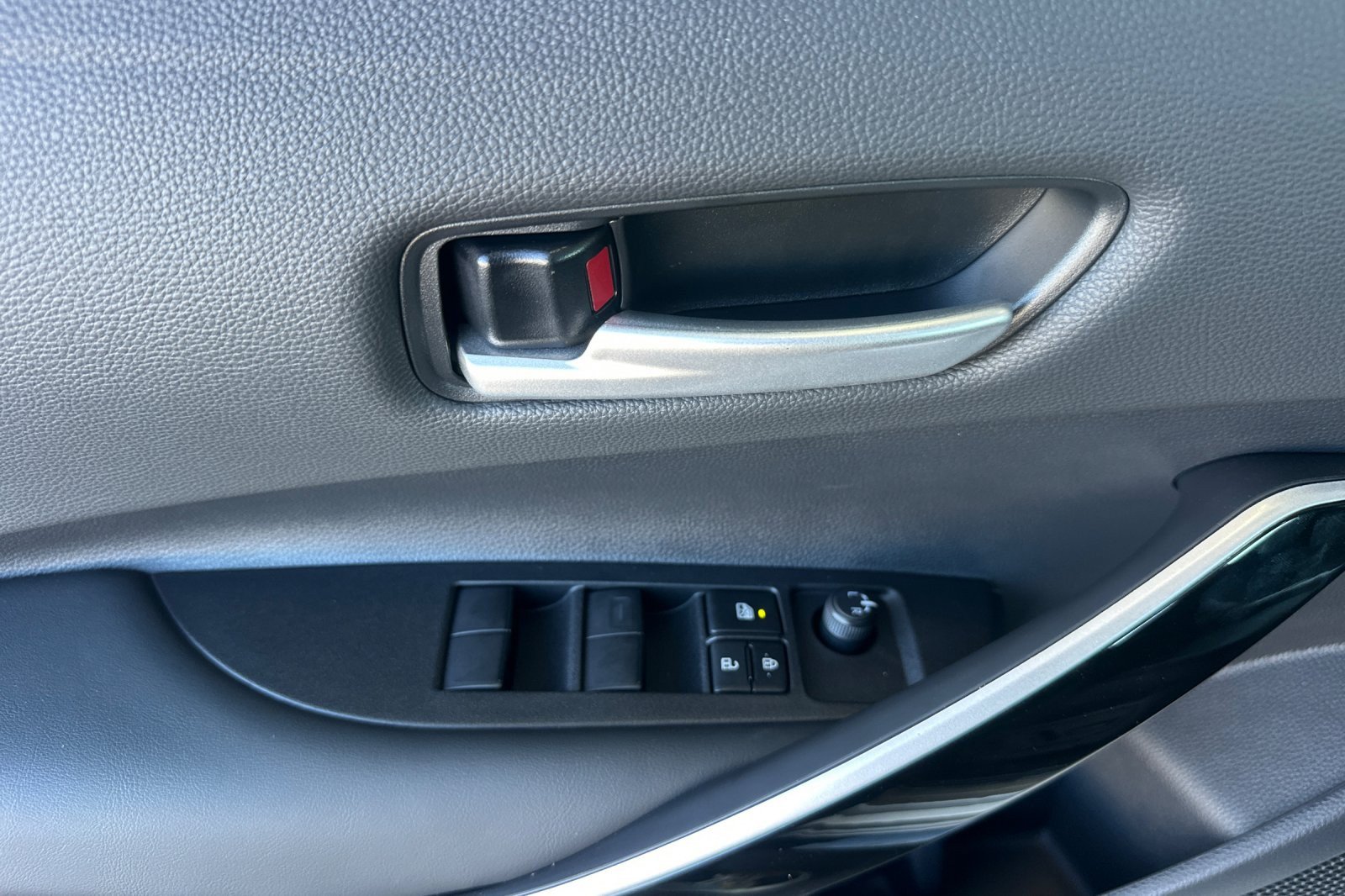 New 2026 Toyota Corolla XSE FWD image 10