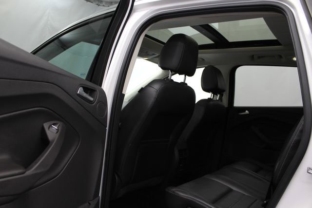 Used 2016 Ford Escape Titanium w/ Equipment Group 301A AWD/4WD image 19