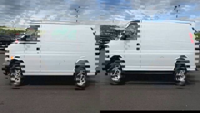 New 2026 GMC Savana 2500 Extended w/ Driver Convenience Package RWD image 5