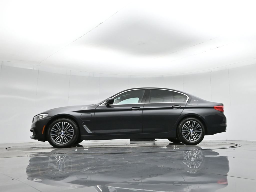 Used 2019 BMW 530e 530e iPerformance w/ Convenience Package image 8