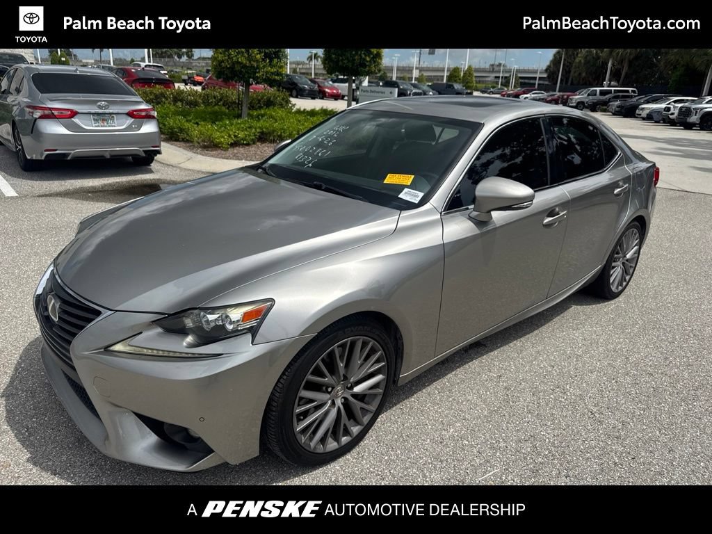 Used 2016 Lexus IS 200t w/ Premium Package RWD video 1
