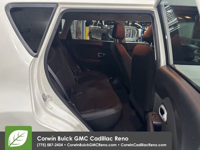 Used 2019 Kia Soul image 32
