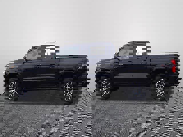 Used 2024 Chevrolet Colorado Z71 w/ Advanced Trailering Package image 2