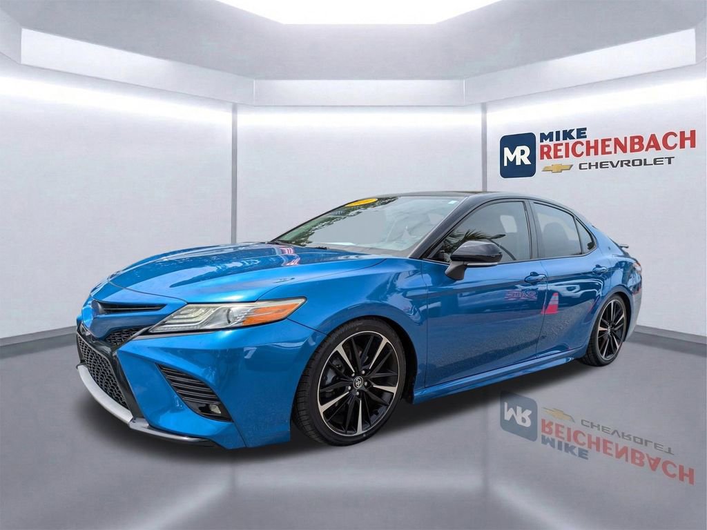 Used 2020 Toyota Camry XSE image 8