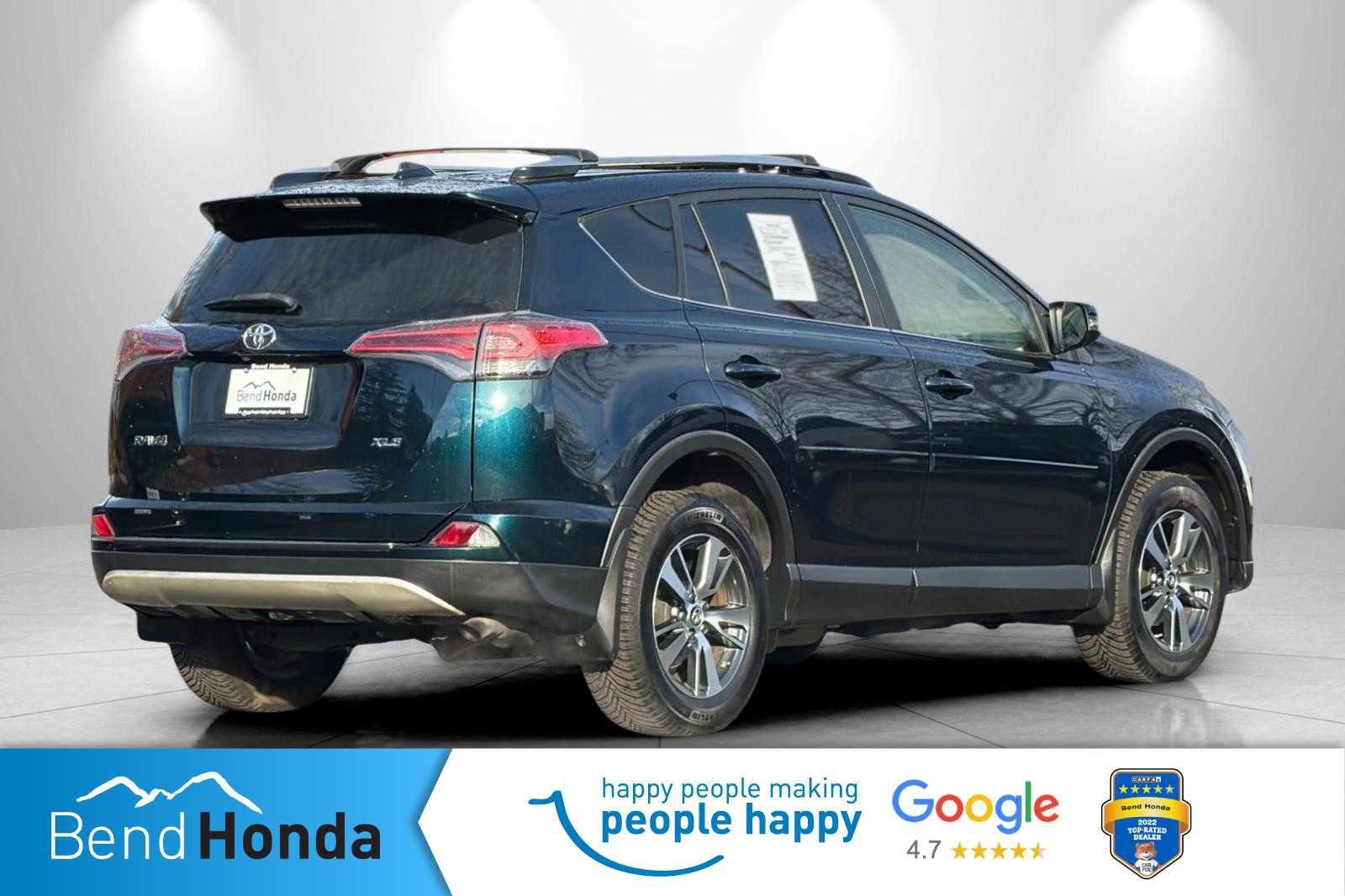 Used 2018 Toyota RAV4 XLE image 2